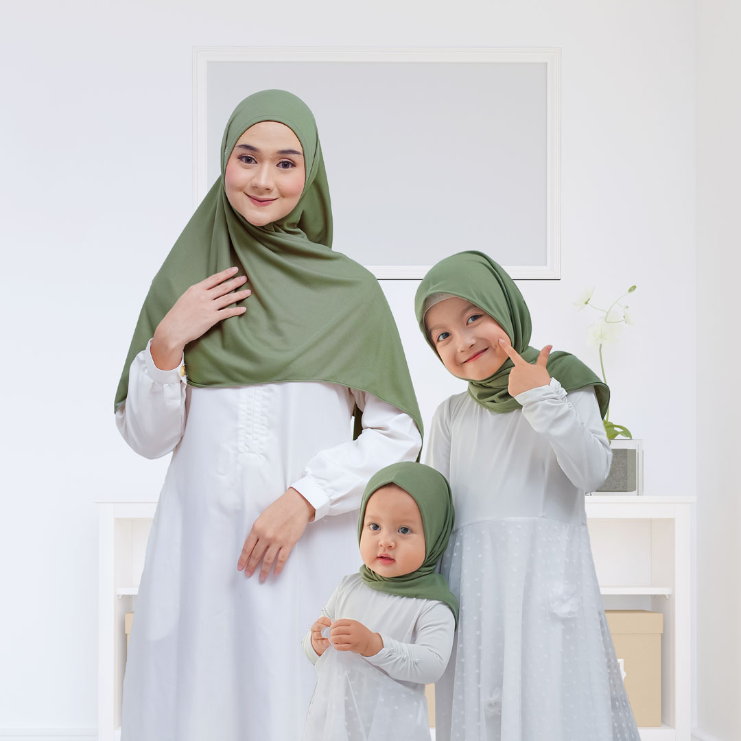 Humaira Daily Hijab Mom and Kid's image